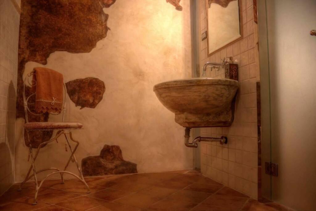 Santa Maria Ad Valetudinarium Apartment Абадиа Сан Салваторе Екстериор снимка